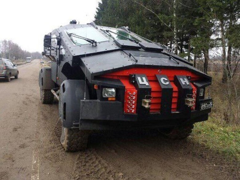 Каратель фалькатус бронеавтомобиль