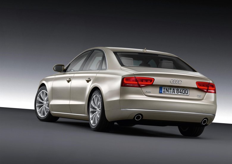 Audi a8 2011