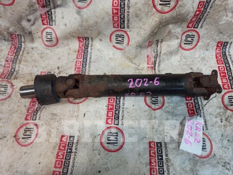 Карданный вал передний