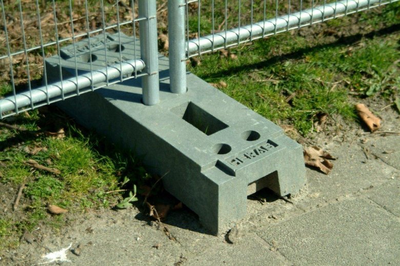 Башмак для временного ограждения