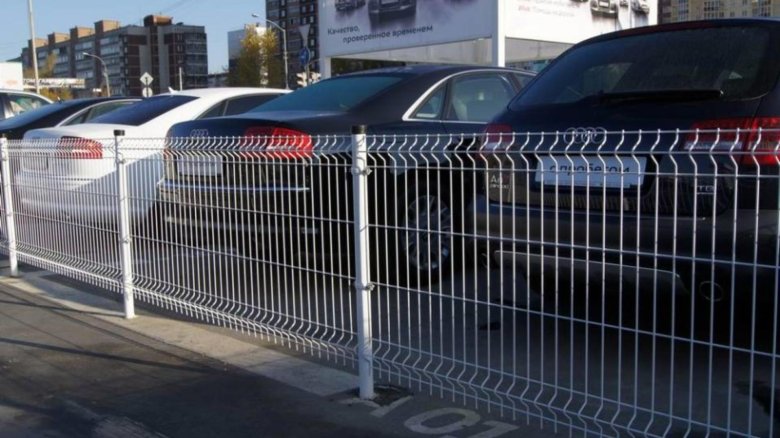 Ограждение автостоянки