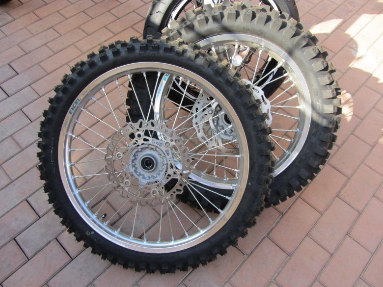 Колесо эндуро r19