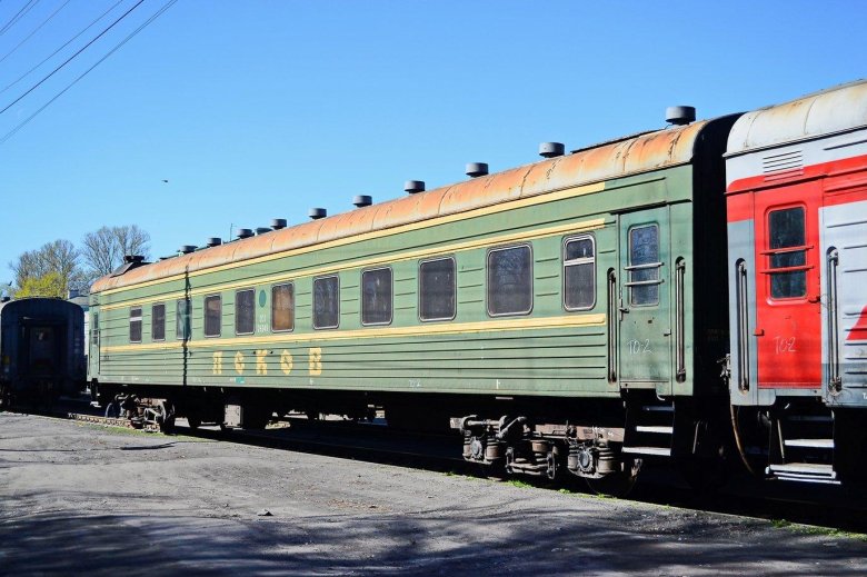 Цельнометаллические пассажирские вагоны