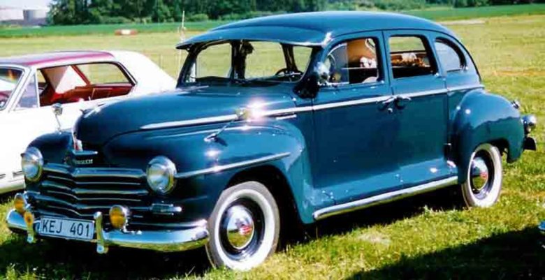 Plymouth deluxe (1946)