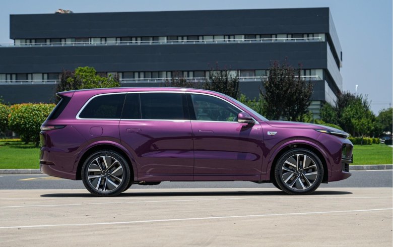 Lixiang l9 фиолетовый