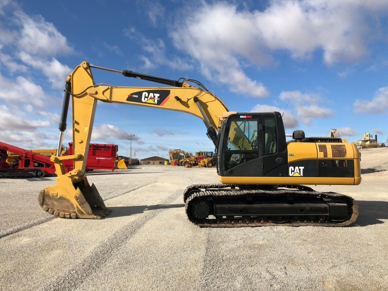 Caterpillar 323d