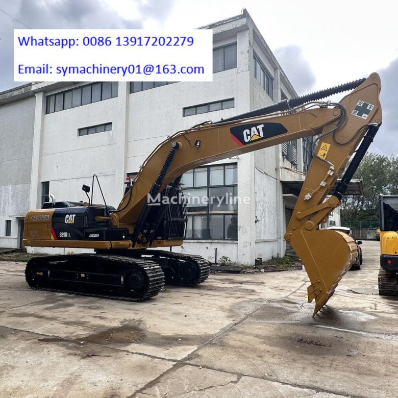 Гусеничный экскаватор jcb