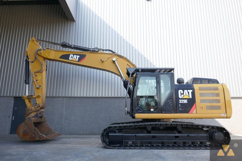 Caterpillar 320