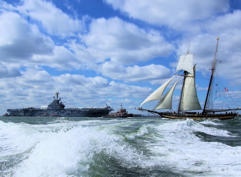 Море и корабли