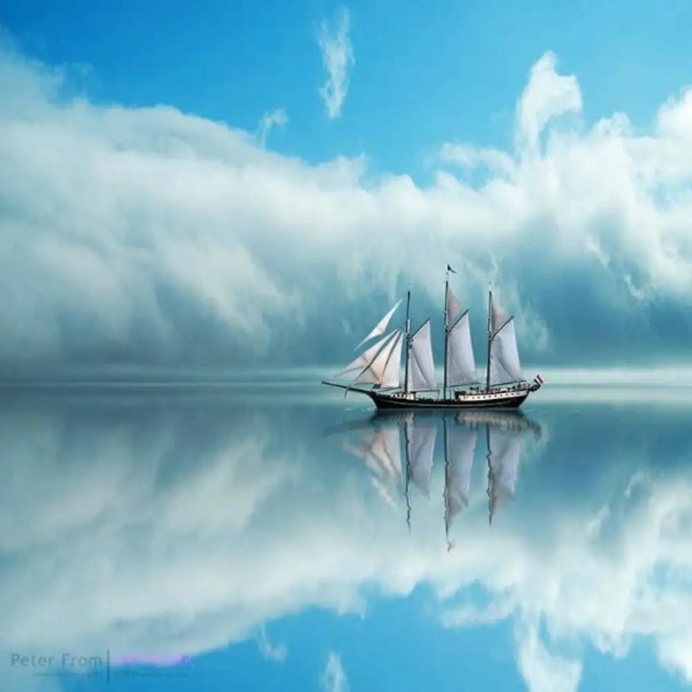 Корабль плывет