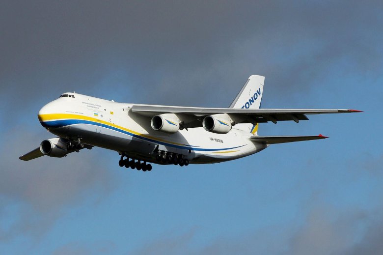 Самолет руслан ан 124