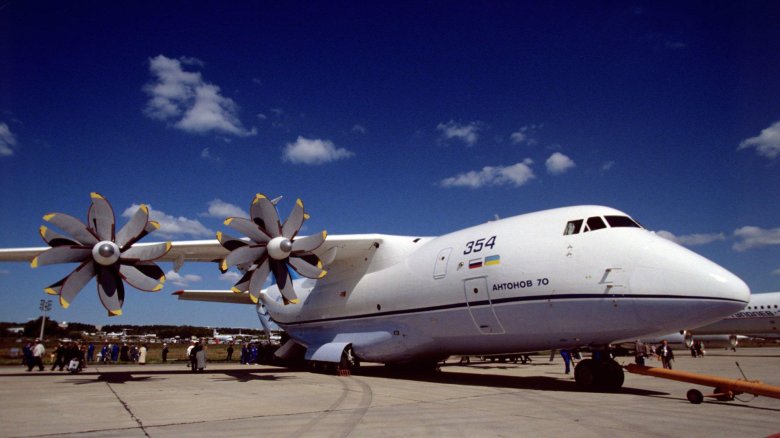 Ан 70 военно транспортный самолёт