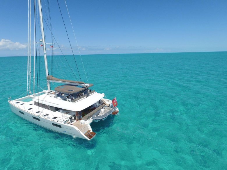 Парусный катамаран lagoon 50