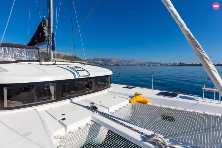 Катамаран lagoon 40