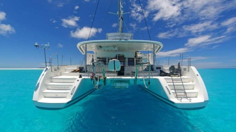 Катамаран лагуна 450