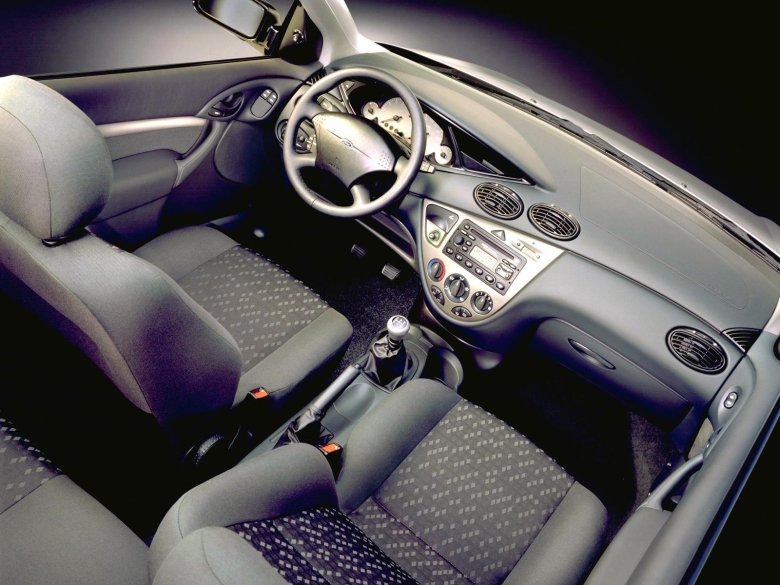 Ford focus 1 седан салон