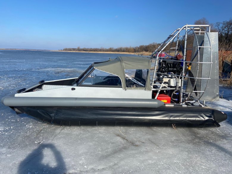 Аэролодка спутник 550к