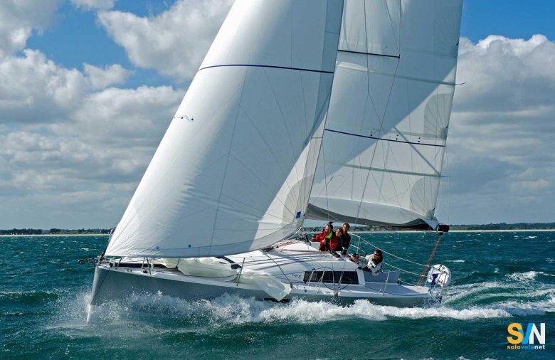 Парусный тримаран корсар