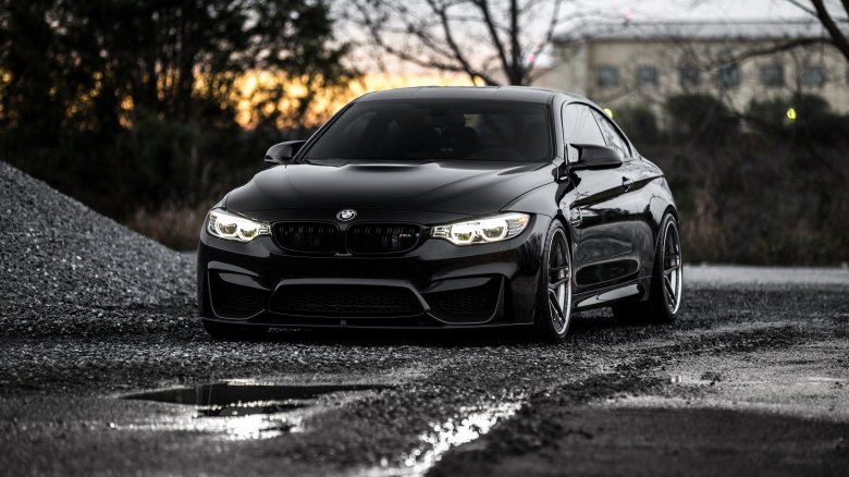 Bmw m 4 f 82 black