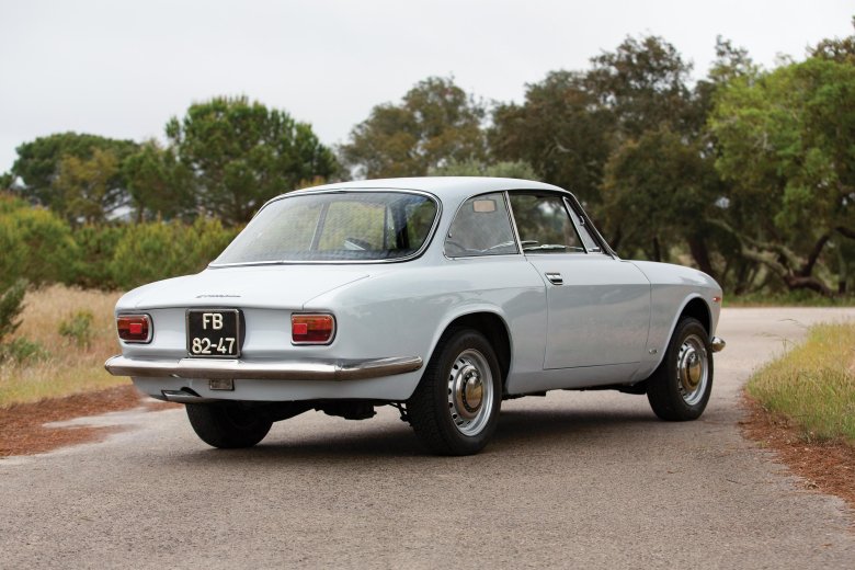 Alfa romeo giulia gt 1300 junior