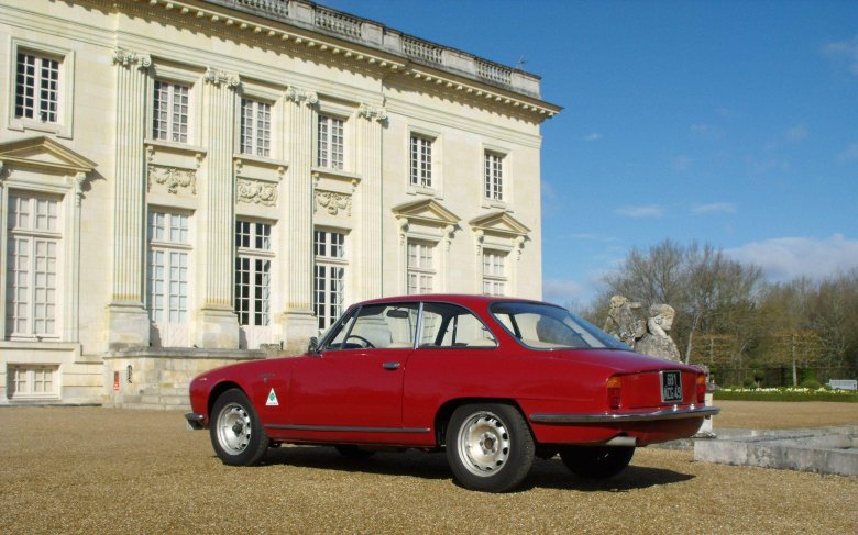 1965 alfa romeo giulia sprint