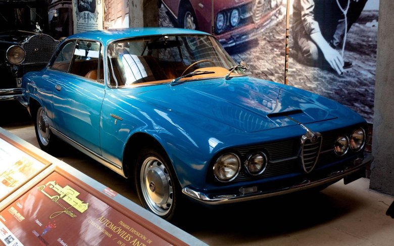 Alfa romeo 2600 sprint