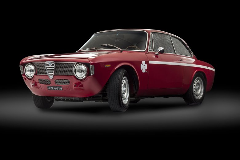 Alfa romeo giulia 1300 gt
