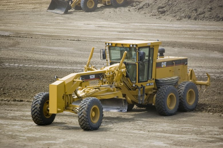 Автогрейдер катерпиллер 140 н