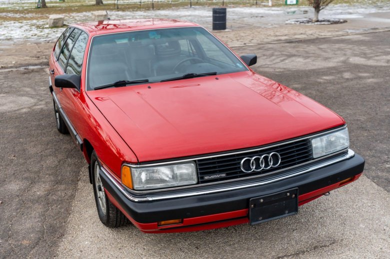 Audi 200 quattro