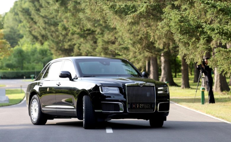 Аурус автомобиль