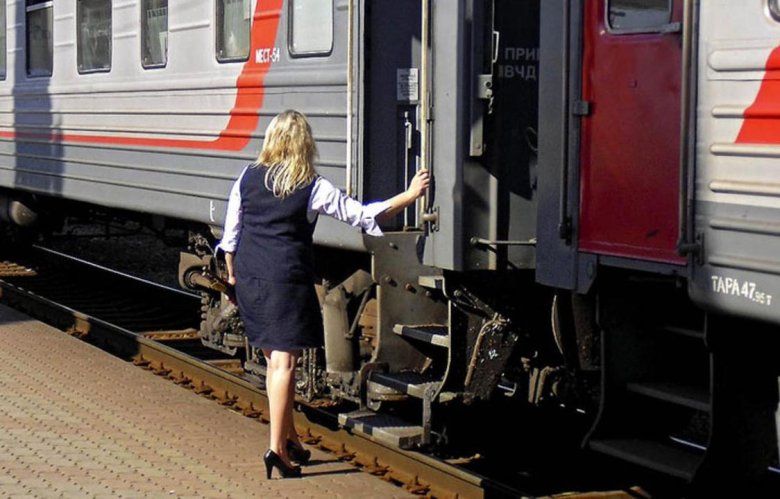 Проводник пассажирского вагона