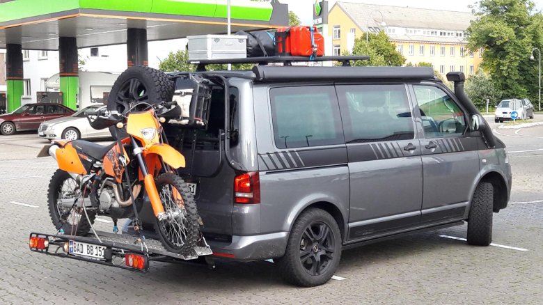 Для перевозки мотоцикла