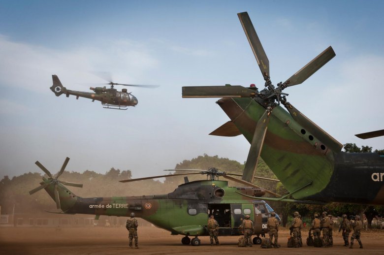 Вертолеты франции