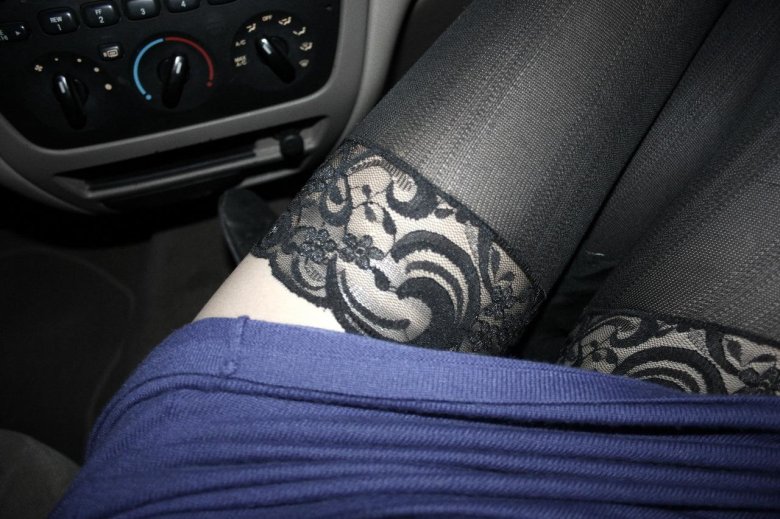 Ножки в колготках авто