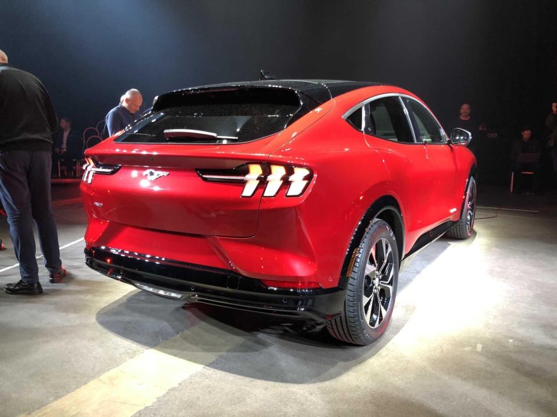 Ford mustang mach e gt