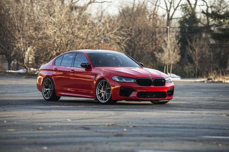Bmw m5 red
