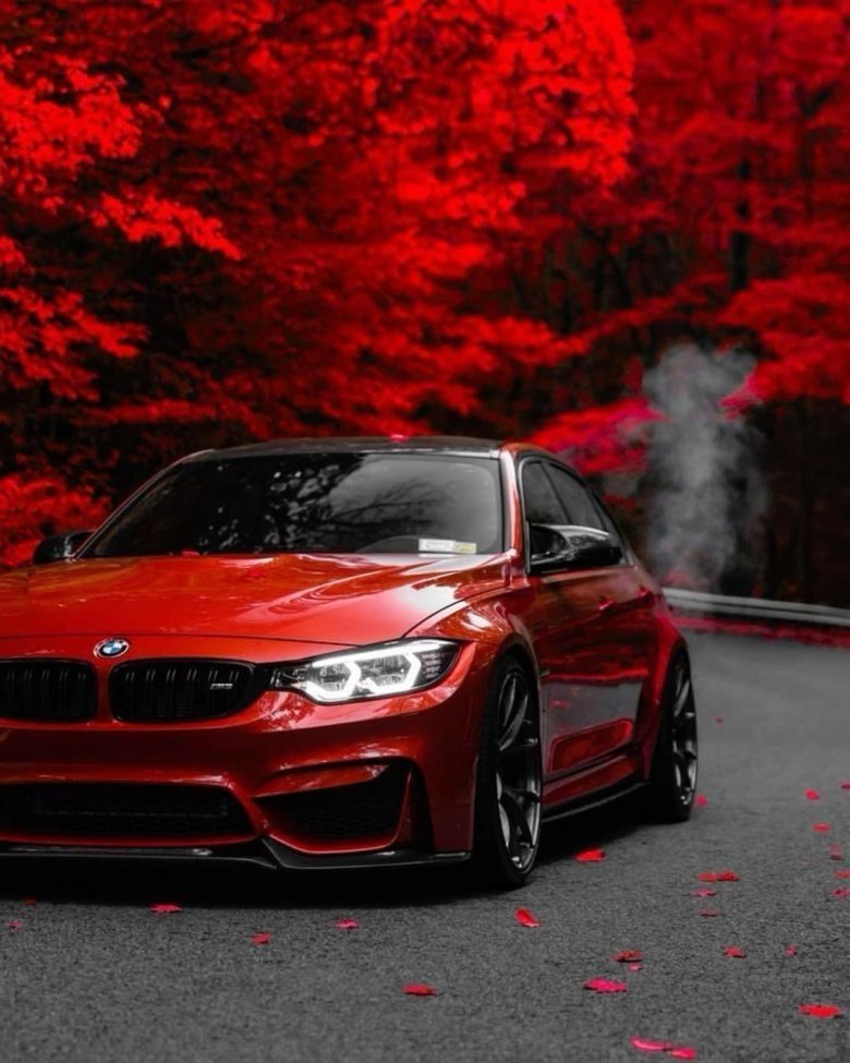 Красная бмв