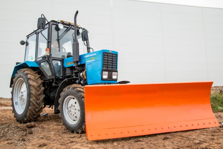 Отвал универсальный гидроповоротный мтз 82