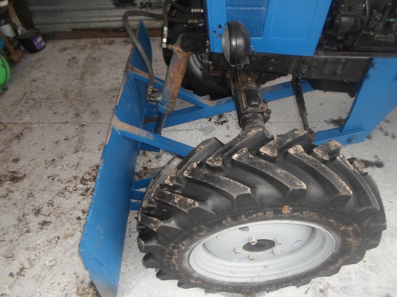 Лопата на мтз 80