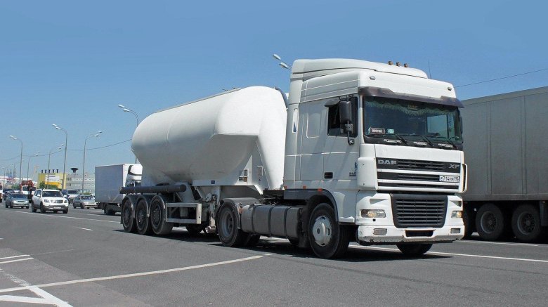 Даф 105 цементовоз