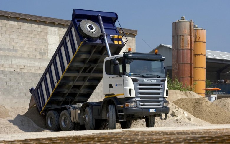 Самосвал скания