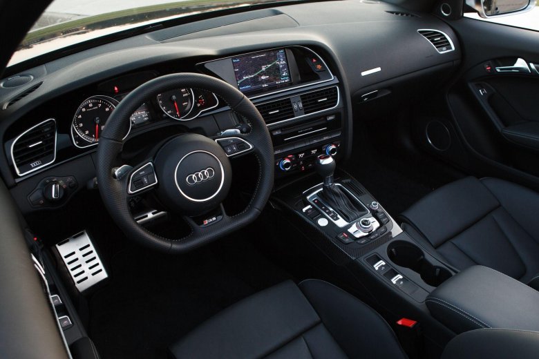 Audi rs5 interior