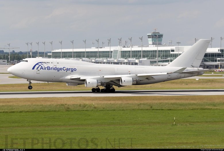 Boeing 747-412(bcf)