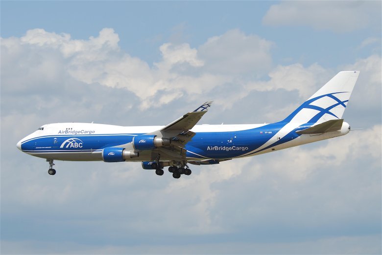 Боинг 747 карго
