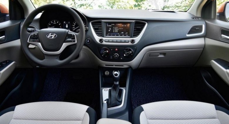 Hyundai solaris 2017 салон