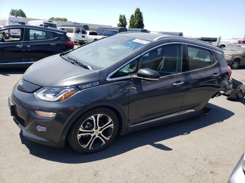 Chevrolet bolt euv