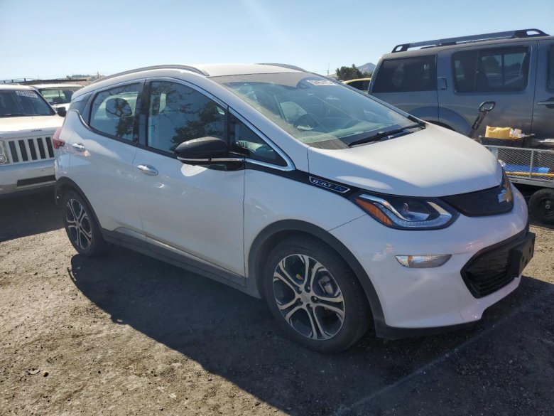 Chevrolet bolt euv