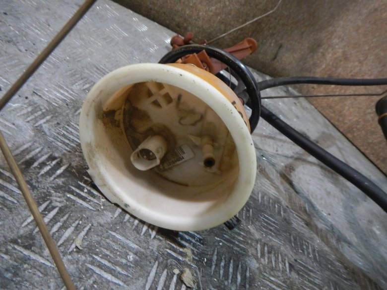 Топливный насос пассат б5