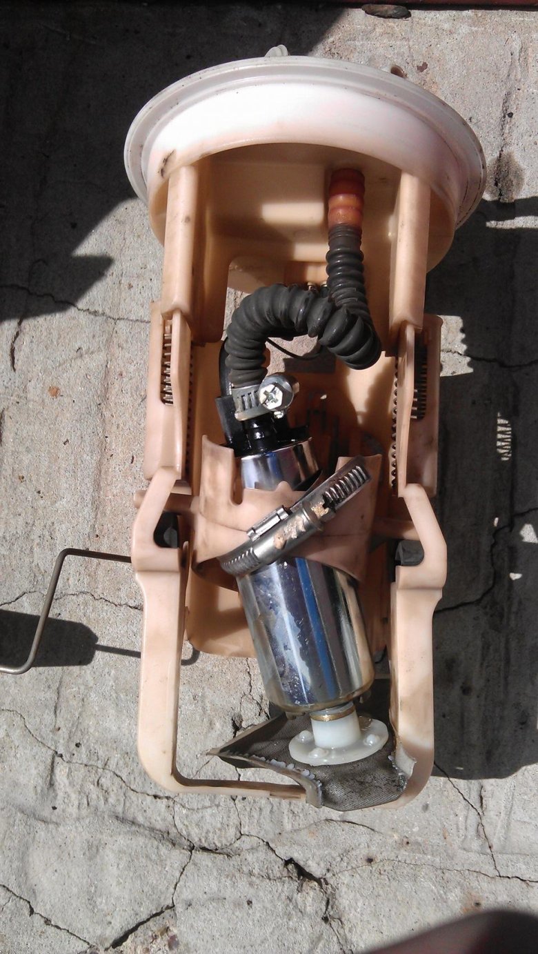 Топливный насос бмв е46