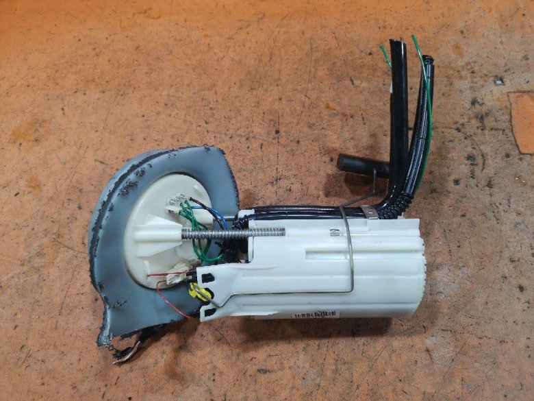 Топливный насос е60